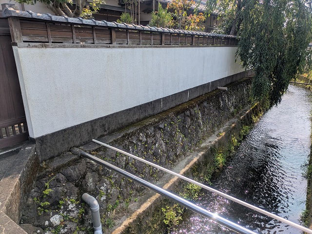 擁壁際の外塀全体